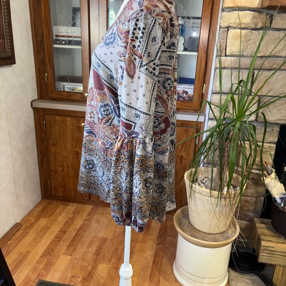 world unity size X-Large multicolored multi patterned sweater peasant sleeve - Picture 2 of 4